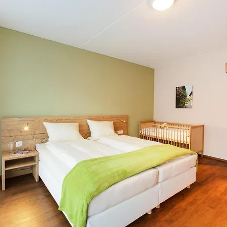 Sleeps 4 Wifi T425785 *