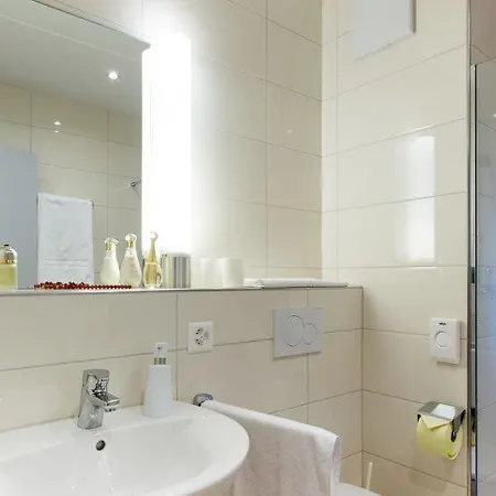 Sleeps 4 Wifi T425785 * Sevelen